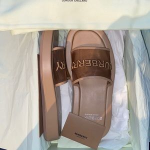 Women Burberry EmbroideredLogo Mesh&Leather Slides